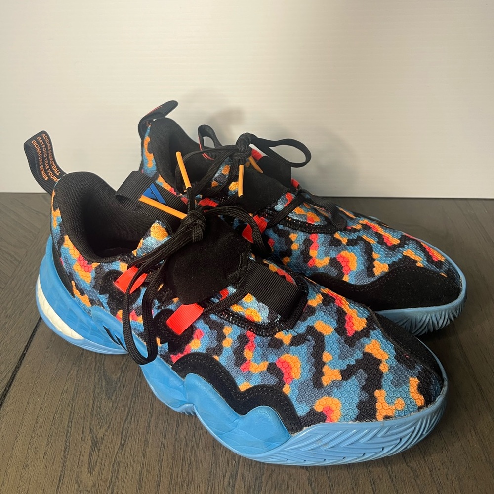Trae Young 1 Pixels SIZE 7
